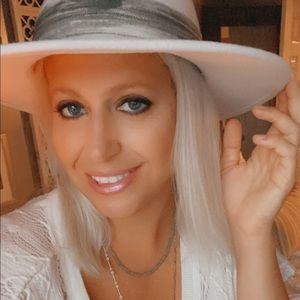 Meet your Posher, Geniece